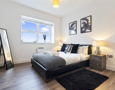 Modern 1-Bedroom Apartment · Perfect for 3 Guests · Jewellery Quarter