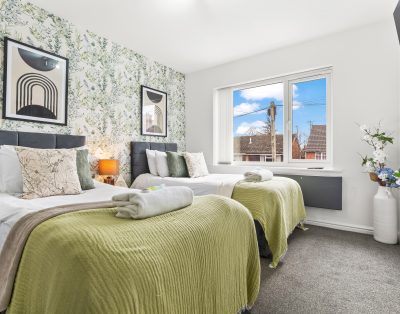 Newly Decorated · Ideal for 5 Guests · Nottingham City Centre