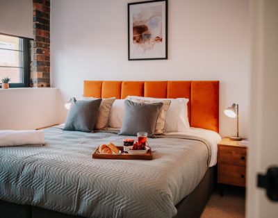 Luxury 2-Bedroom Apartment · Perfect for 6 Guests · Lockside House City Centre